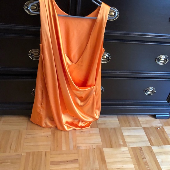 AXARA tunic - Picture 2 of 5